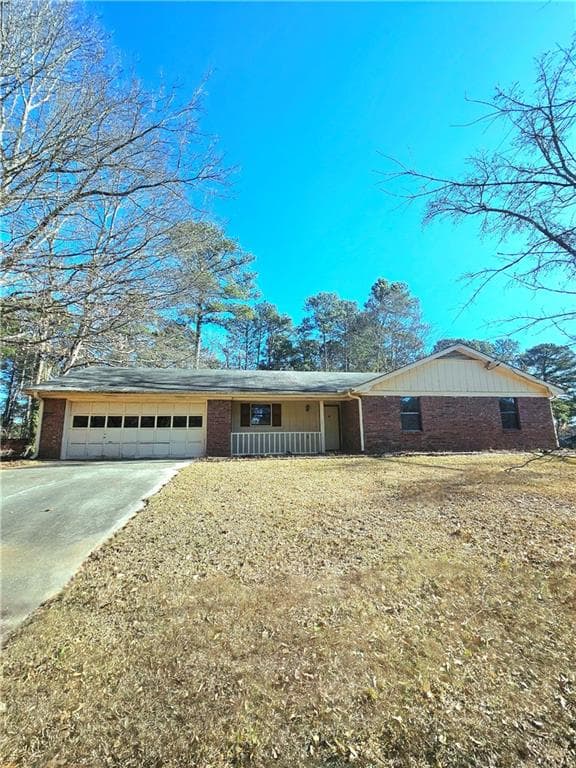 3 bedroom, 2 bathroom, 1,380 sq ft single family residence sold at 2931 Randolph Court, Conyers, GA 30012