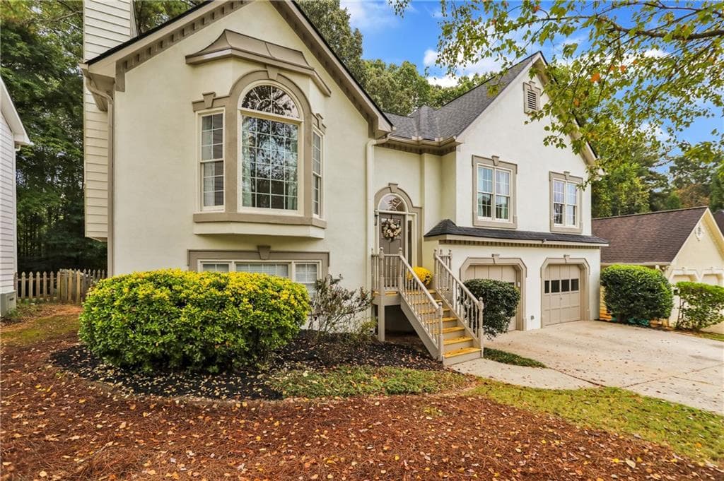 5 bedroom, 3 bathroom, 2,626 sq ft single family residence sold at 4024 Dream Catcher Drive, Woodstock, GA 30189