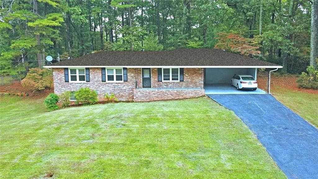 3 bedroom, 2 bathroom single family residence sold at 1792 Hammond Woods Circle, Marietta, GA 30008