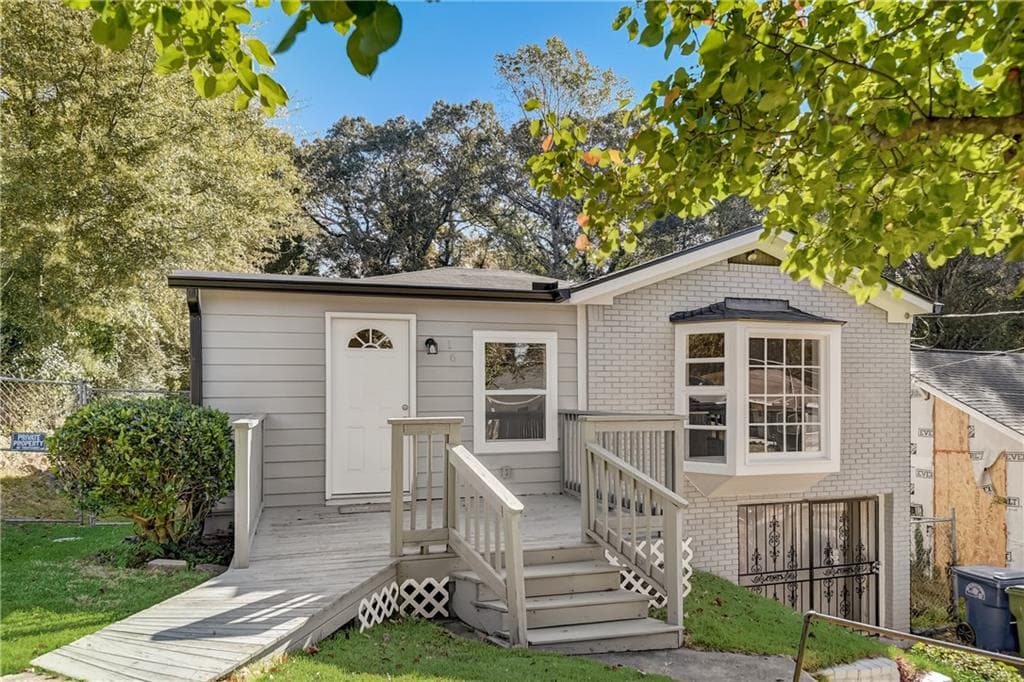 4 bedroom, 2 bathroom, 1,700 sq ft single family residence sold at 16 S Eugenia Place, Atlanta, GA 30318