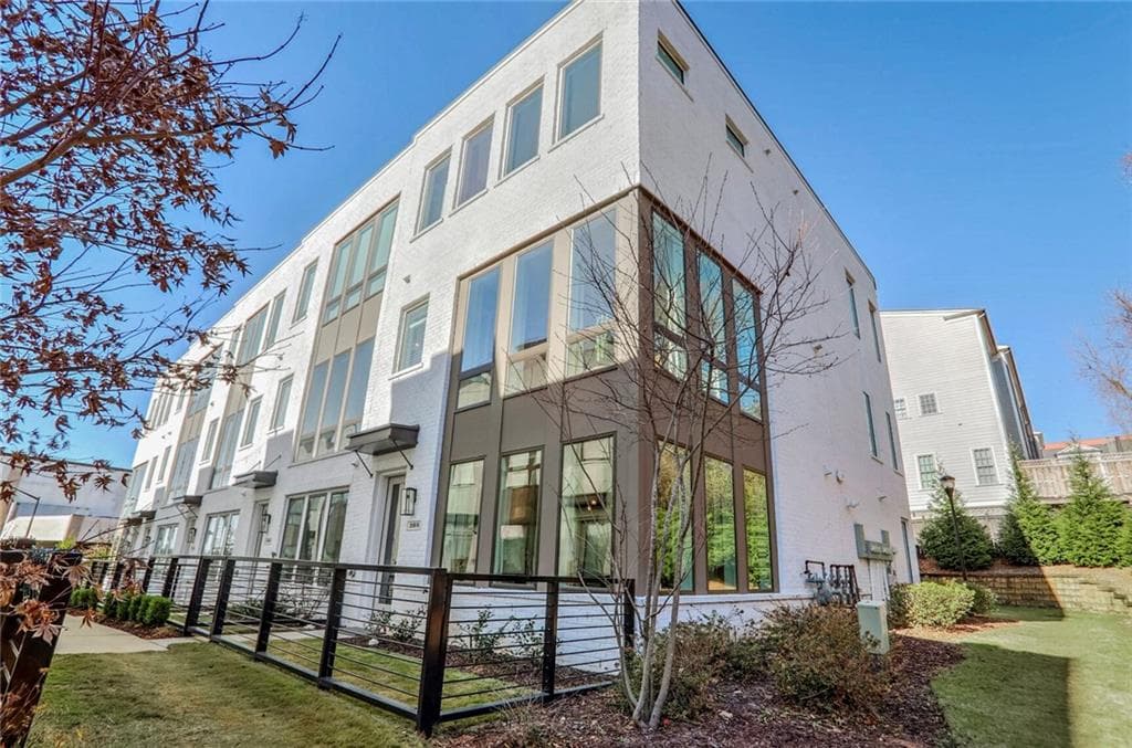3 bedroom, 4 bathroom, 2,068 sq ft townhouse sold at 308 Gibson Street, Atlanta, GA 30316