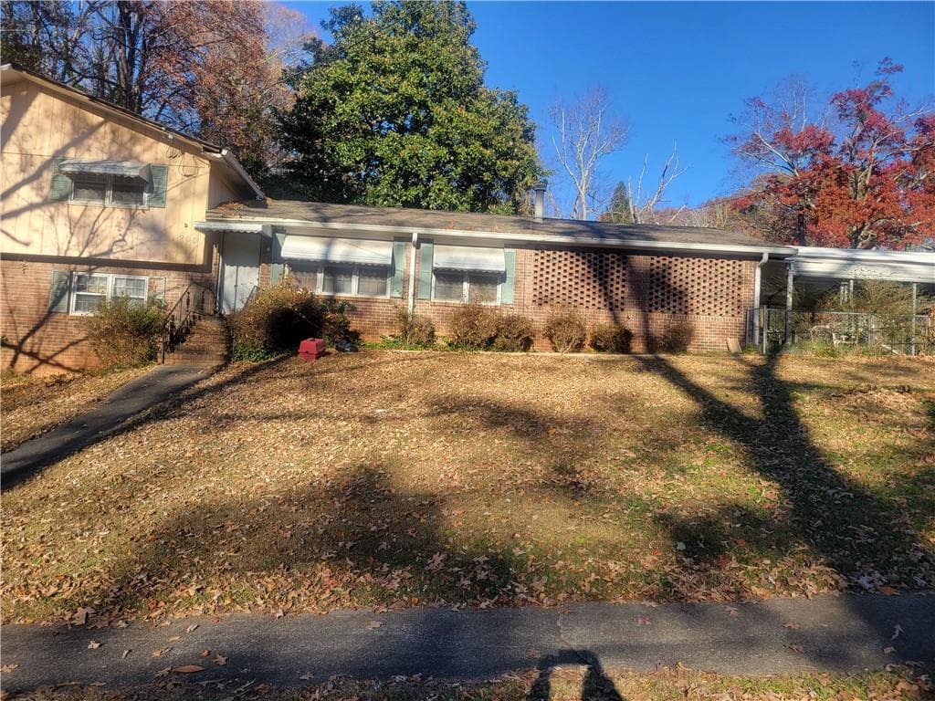 3 bedroom, 2 bathroom, 2,550 sq ft single family residence sold at 600 San Pablo Court, Stone Mountain, GA 30083