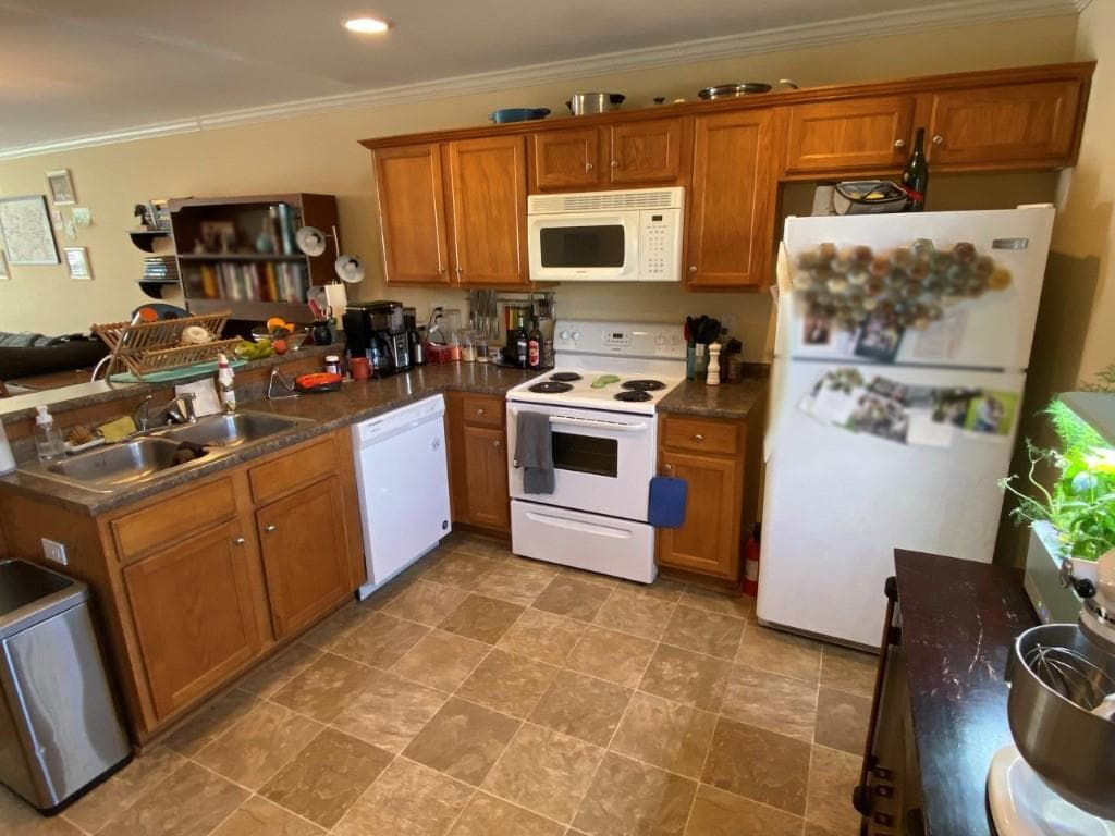 2 bedroom, 3 bathroom, 1,120 sq ft condominium for sale at 232 Epps Bridge Road 01A, Athens, GA 30606 — photo 4
