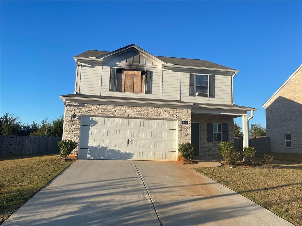 3 bedroom, 3 bathroom, 2,044 sq ft single family residence sold at 180 Oliver Drive, Locust Grove, GA 30248