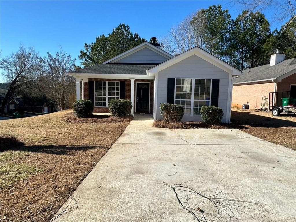 3 bedroom, 2 bathroom single family residence sold at 4761 Klondike Cove, Lithonia, GA 30038