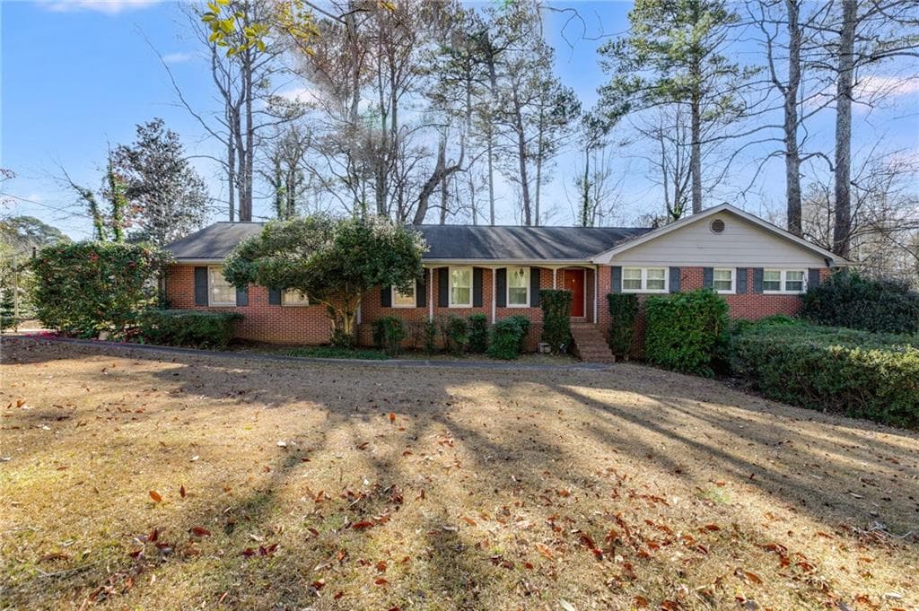 195 Colonial Dr, Carrollton, GA 30117 — most recent listing photo