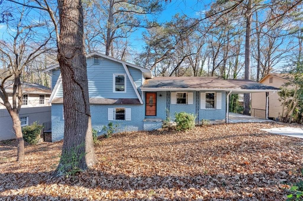 4 bedroom, 2 bathroom, 1,734 sq ft single family residence for sale at 2080 Bluffton Way, Decatur, GA 30035 — photo 3