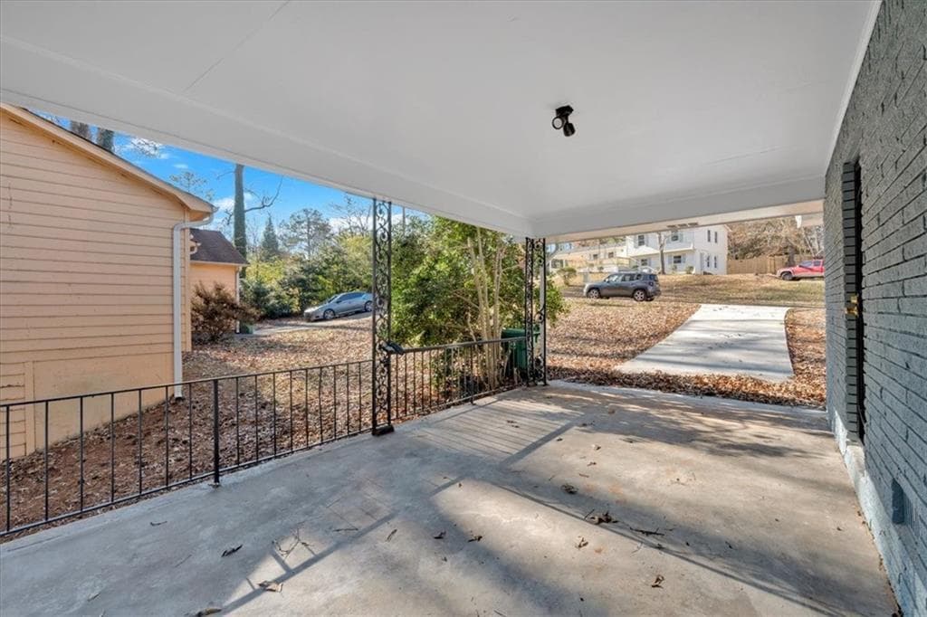 4 bedroom, 2 bathroom, 1,734 sq ft single family residence for sale at 2080 Bluffton Way, Decatur, GA 30035 — photo 7