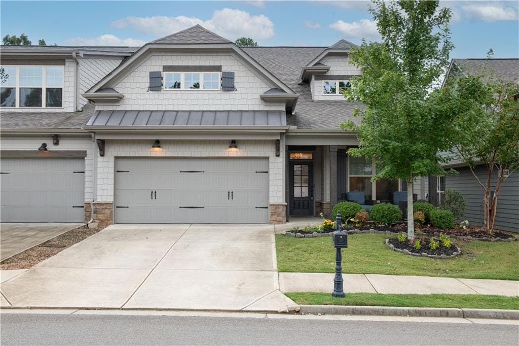 2 bedroom, 3 bathroom single family residence sold at 308 Tree Top Lane, Canton, GA 30114