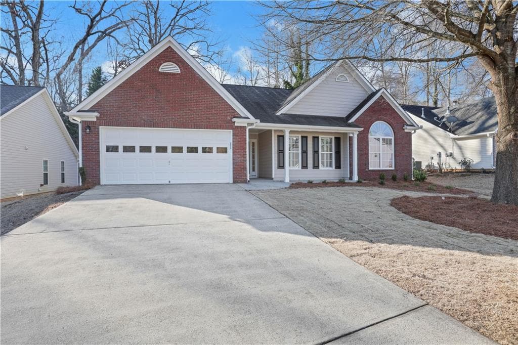 3 bedroom, 2 bathroom, 2,090 sq ft single family residence sold at 3297 Mcever Park Circle, Acworth, GA 30101