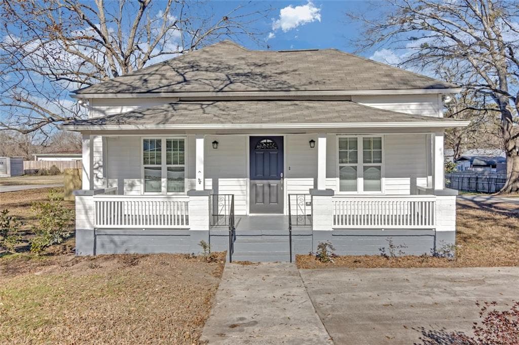 3 bedroom, 2 bathroom, 1,400 sq ft single family residence under contract at 1794 SPRING Street, Conyers, GA 30012