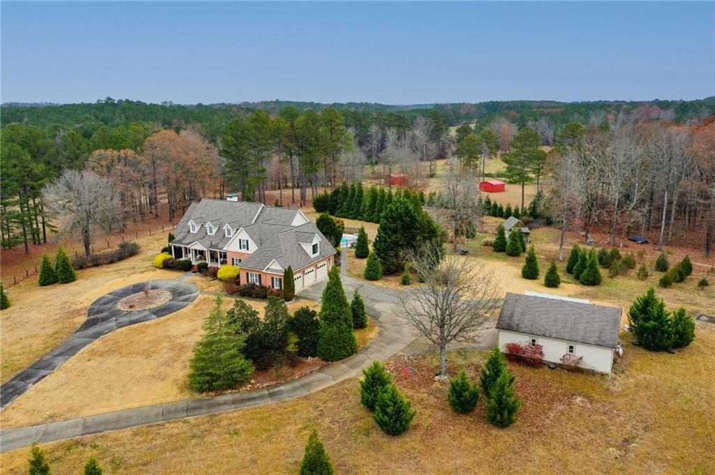 6 bedroom, 5 bathroom, 5,855 sq ft single family residence sold at 15 Appaloosa Court, Taylorsville, GA 30178