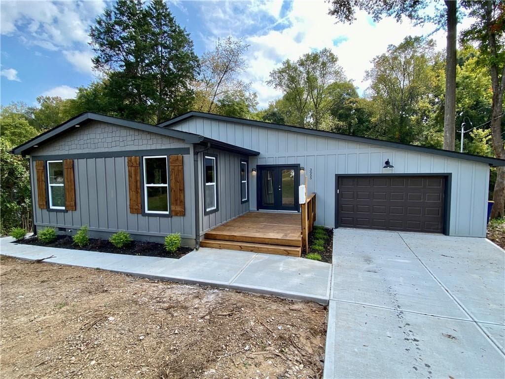 3055 Highland Drive, Smyrna, GA 30080 — most recent listing photo