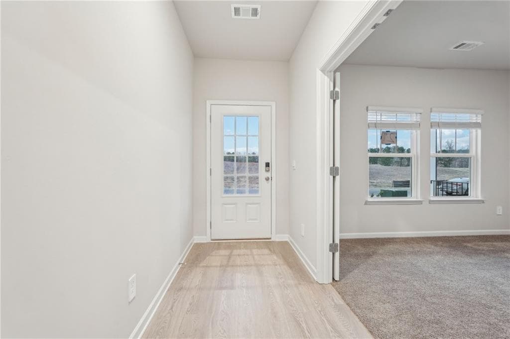 4 bedroom, 3 bathroom, 2,345 sq ft single family residence under contract at 220 Proust Circle, Dallas, GA 30132 — photo 5