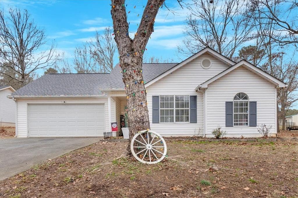 121 DEER RUN Trail, Calhoun, GA 30701 — most recent listing photo