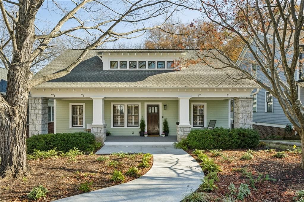 5 bedroom, 5 bathroom, 4,247 sq ft single family residence sold at 425 Hardendorf Avenue, Atlanta, GA 30307