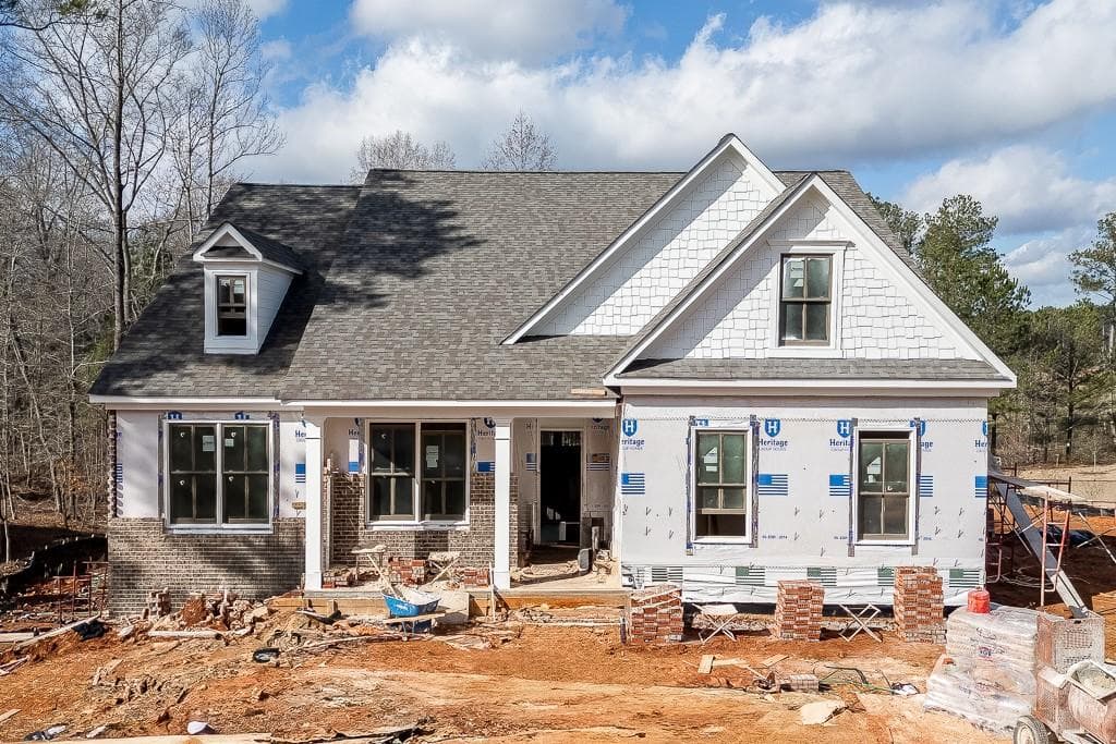 3 bedroom, 3 bathroom single family residence sold at 1351 Riverhill Drive, Bishop, GA 30621