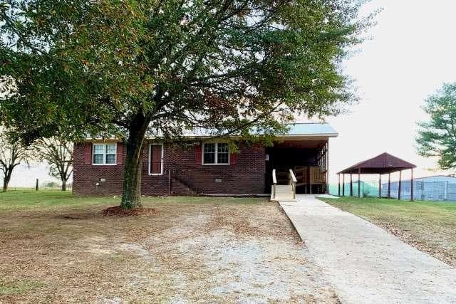 3 bedroom, 1 bathroom single family residence sold at 222 White River Road, Aragon, GA 30104