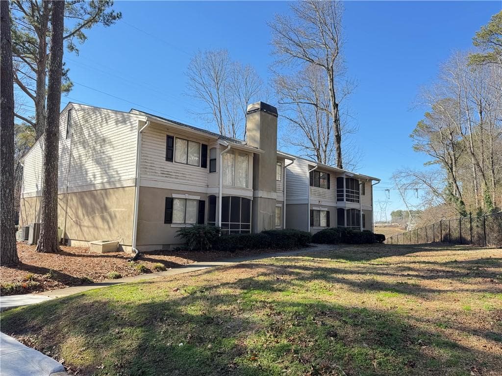 1 bedroom, 1 bathroom condominium sold at 1903 Wingate Way, Atlanta, GA 30350