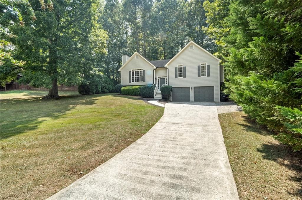 4 bedroom, 2 bathroom, 2,139 sq ft single family residence sold at 4817 Westbourne Drive, Powder Springs, GA 30127