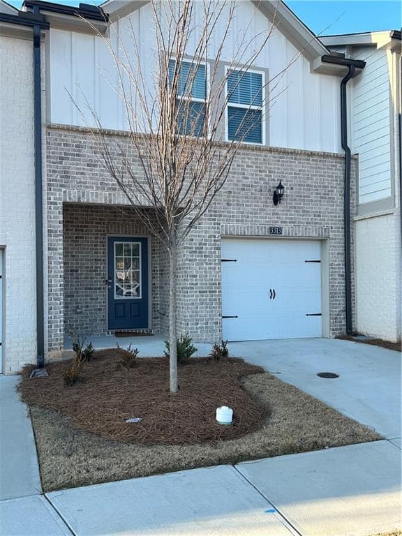 3 bedroom, 3 bathroom townhouse sold at 3313 Bell Nook Way, Lawrenceville, GA 30044