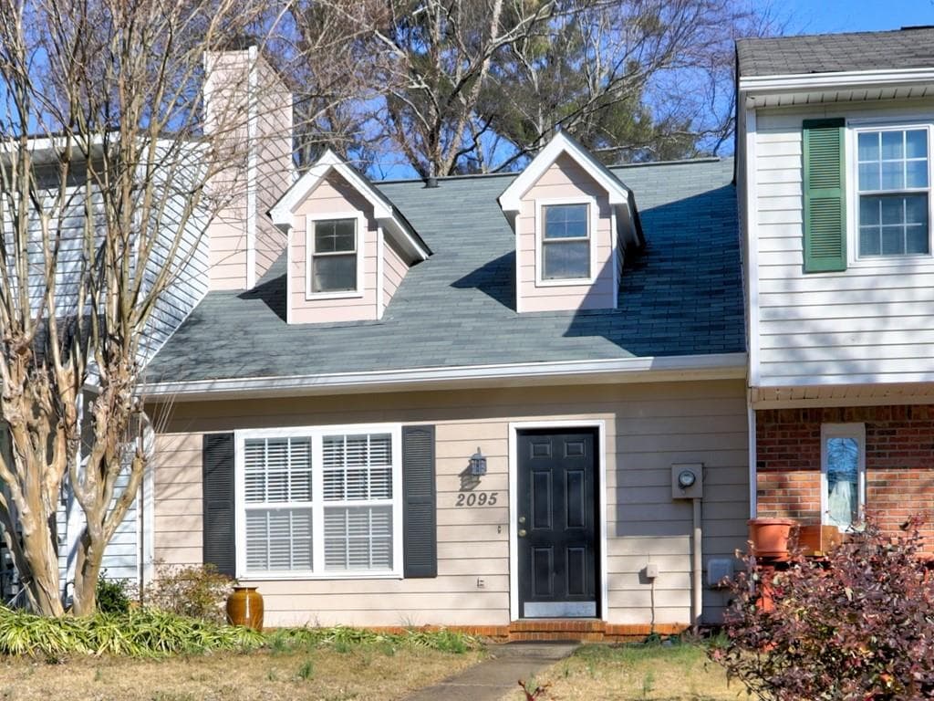 2095 Sand Wedge Circle, Kennesaw, GA 30144 — most recent listing photo