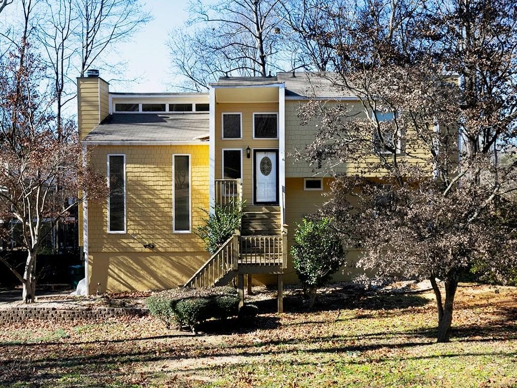 3 bedroom, 3 bathroom, 2,436 sq ft single family residence sold at 3504 Cedar Valley Drive, Smyrna, GA 30080
