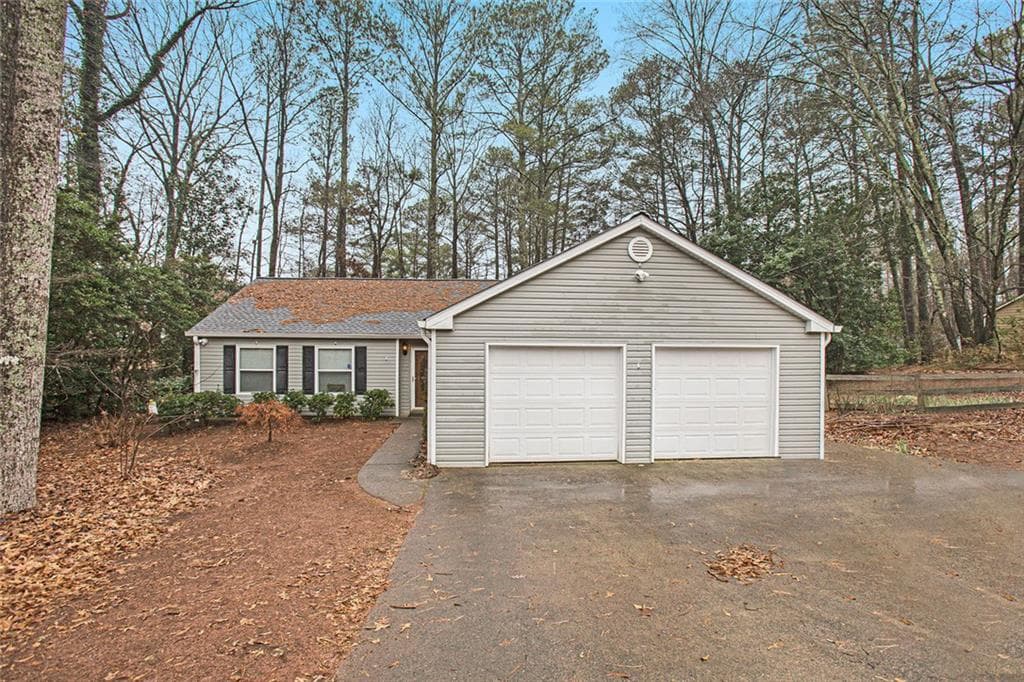 3 bedroom, 2 bathroom, 1,728 sq ft single family residence sold at 1805 River Rock Trail, Woodstock, GA 30188