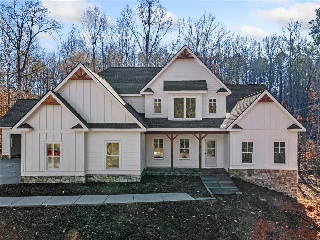 4 bedroom, 4 bathroom single family residence sold at 221 Heritage Town Parkway, Canton, GA 30115