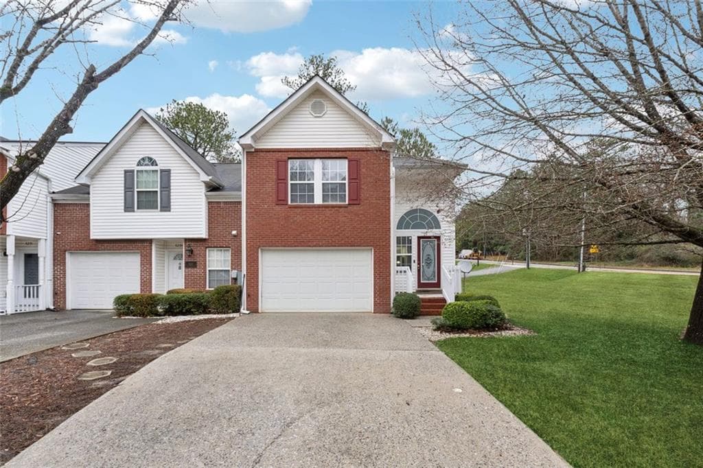 3 bedroom, 3 bathroom townhouse sold at 6235 QUEEN MEADOW Drive, Mableton, GA 30126