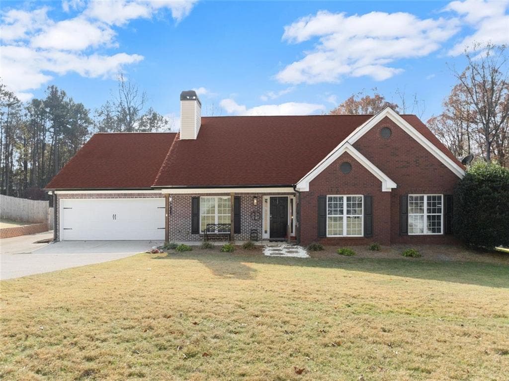 3 bedroom, 2 bathroom, 2,282 sq ft single family residence sold at 219 SUMMIT CHASE Drive, Jefferson, GA 30549