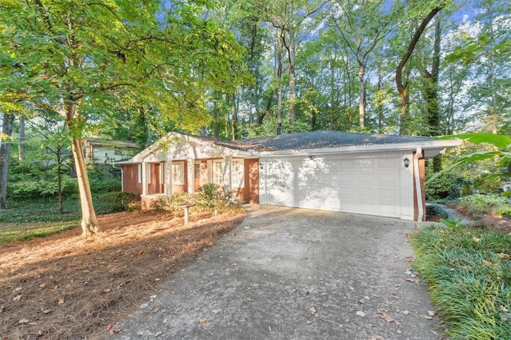 3630 LAKE Drive, Smyrna, GA 30082 — most recent listing photo