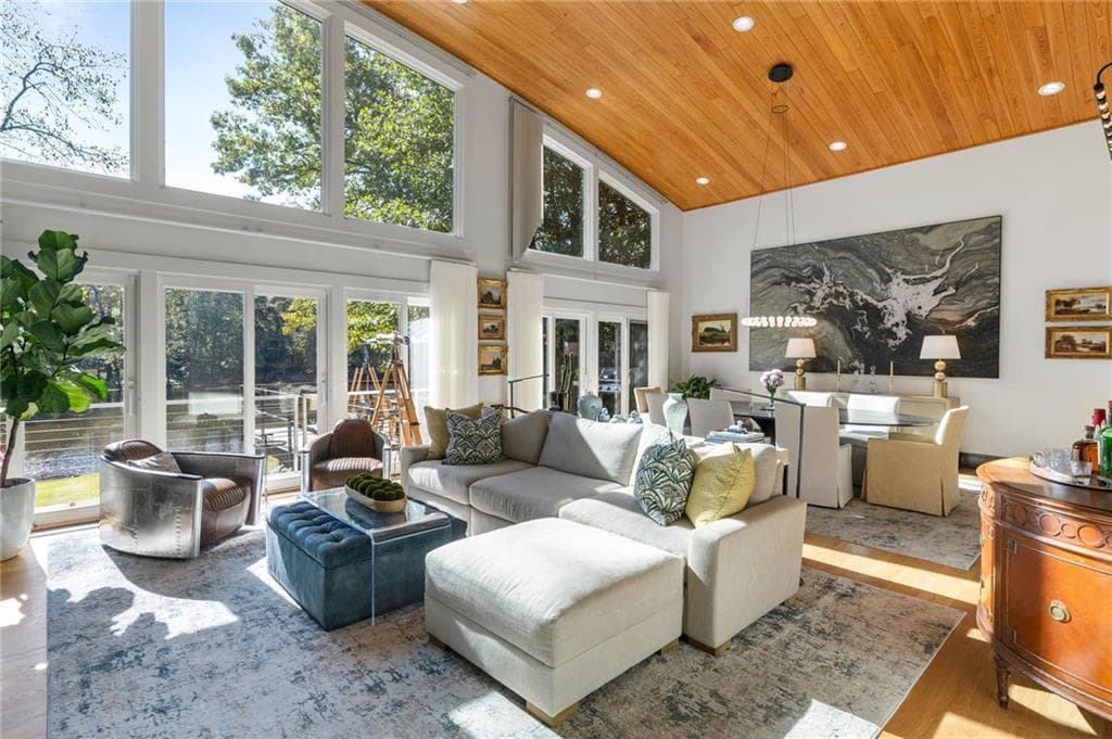 4 bedroom, 3 bathroom single family residence sold at 1377 Ragley Hall Road, Brookhaven, GA 30319