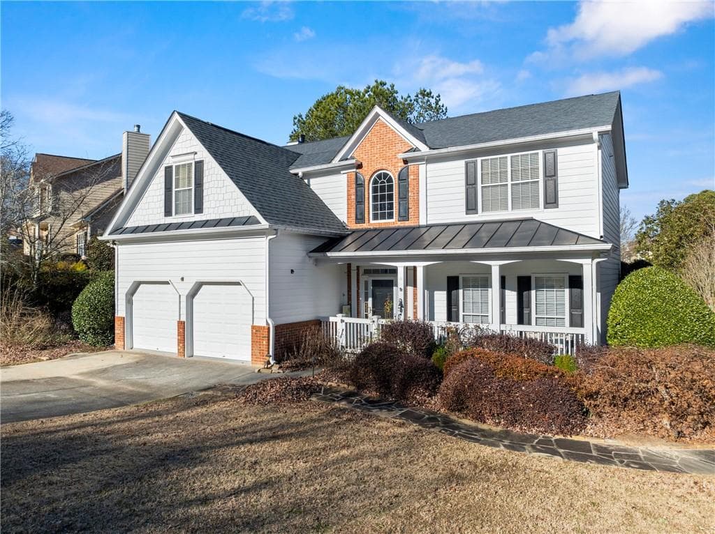 3 bedroom, 3 bathroom, 2,400 sq ft single family residence sold at 2352 Kelman Place, Dacula, GA 30019