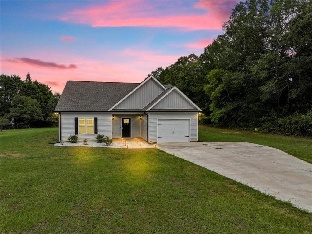 3 bedroom, 2 bathroom single family residence sold at 112 Jessica Drive, Griffin, GA 30223