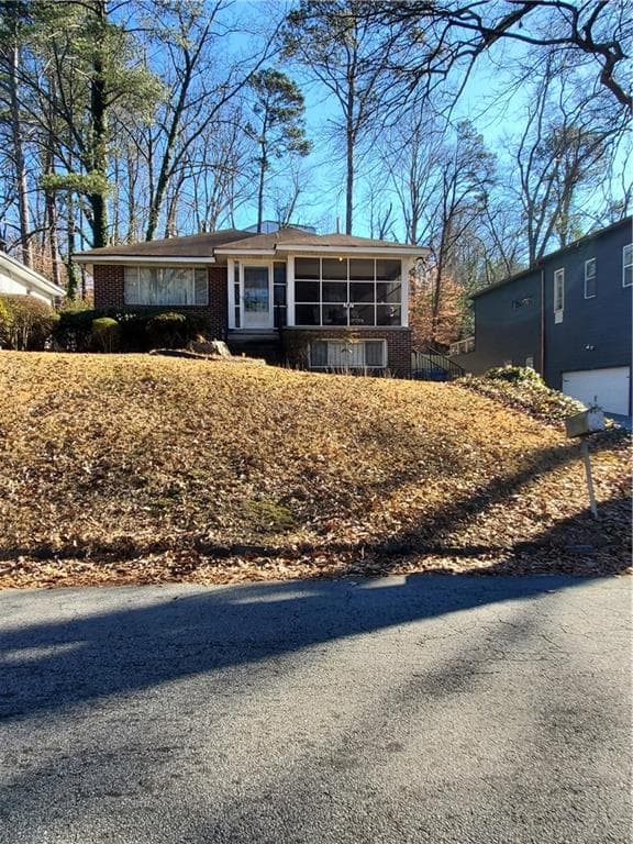 4 bedroom, 2 bathroom, 1,088 sq ft single family residence sold at 141 Holly Road, Atlanta, GA 30314