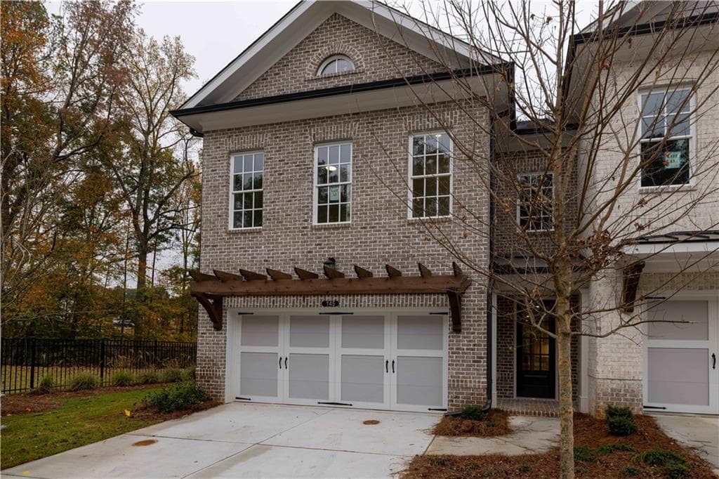 4 bedroom, 4 bathroom townhouse sold at 131 Wards Crossing Way 19, Johns Creek, GA 30022
