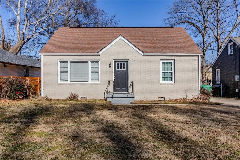4 bedroom, 1 bathroom, 957 sq ft single family residence for sale at 2446 Lynn Iris Drive, Decatur, GA 30032
