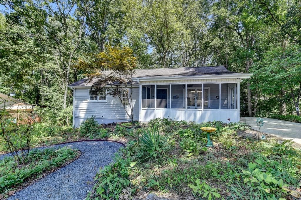 4660 Whispering Woods Drive, Cumming, GA 30040 — most recent listing photo