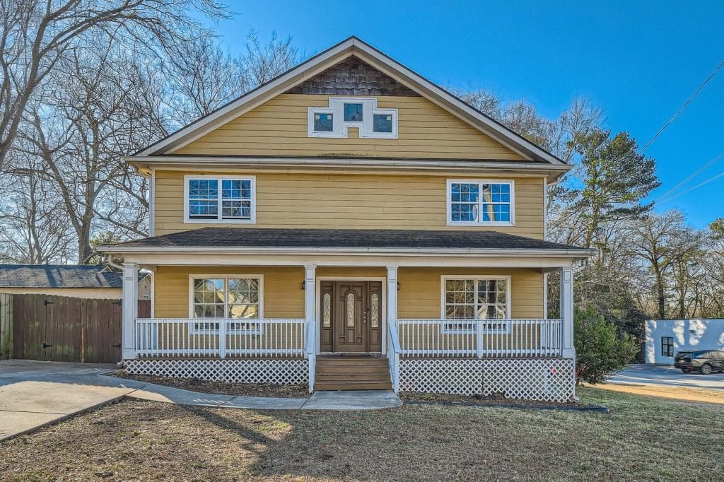 7 bedroom, 4 bathroom, 2,886 sq ft single family residence sold at 2483 Memorial Drive, Atlanta, GA 30317