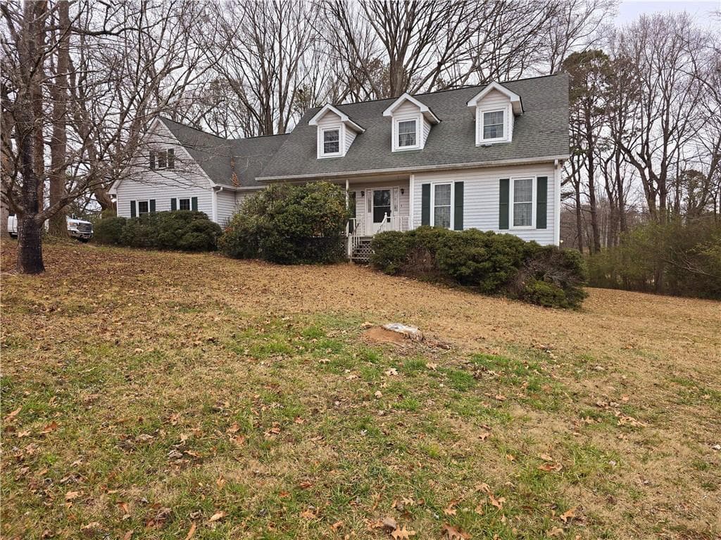 3 bedroom, 3 bathroom single family residence sold at 105 Pine Valley Road, Hiram, GA 30141