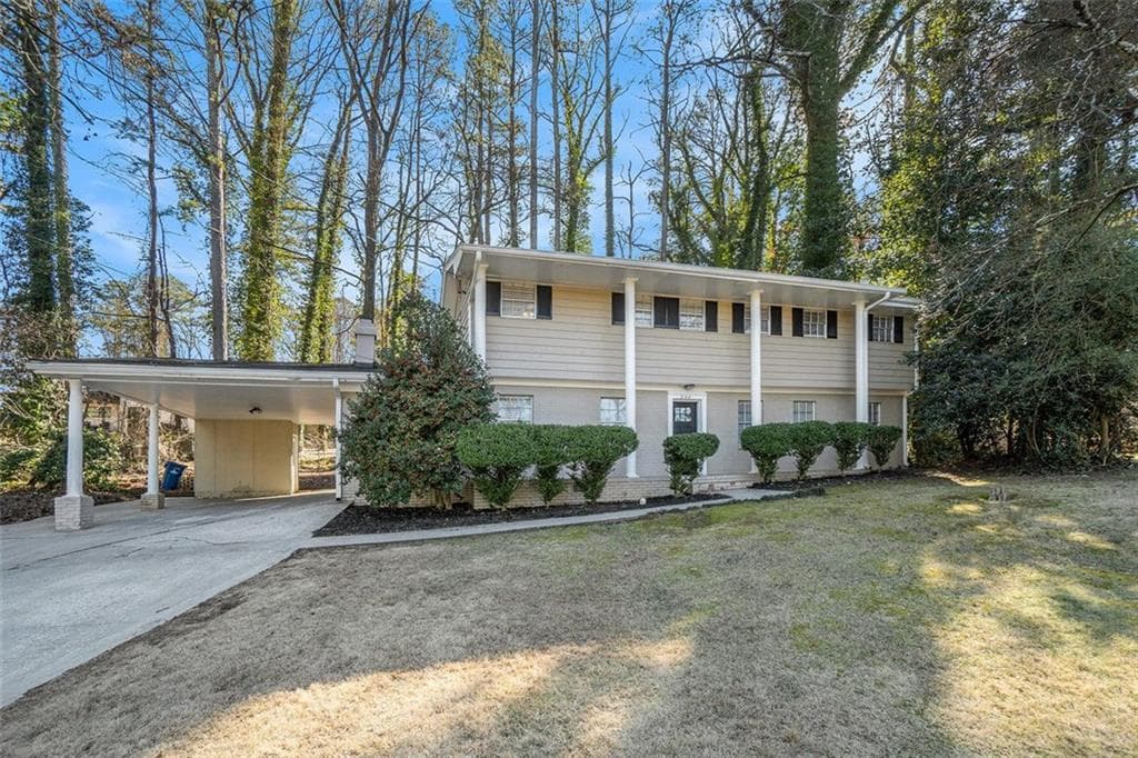 4 bedroom, 2 bathroom, 2,516 sq ft single family residence sold at 3144 GRANADA, Atlanta, GA 30344