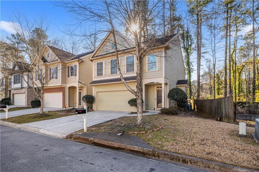 3 bedroom, 3 bathroom townhouse sold at 3055 MOMERATH Court, Decatur, GA 30032 — photo 1 of 1