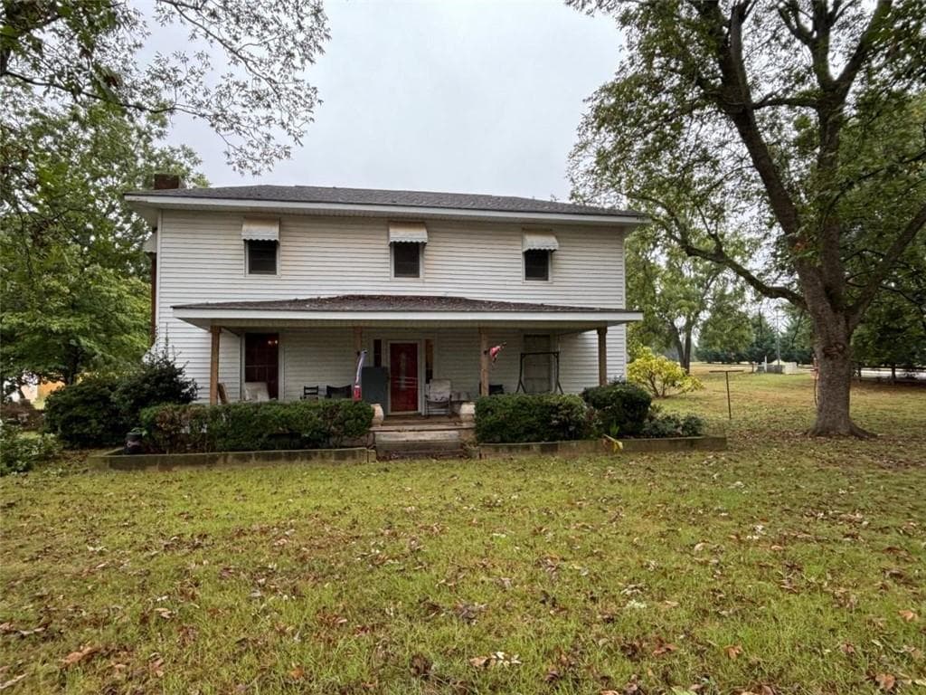 3 bedroom, 1 bathroom single family residence sold at 702 Jefferson Highway, Winder, GA 30680