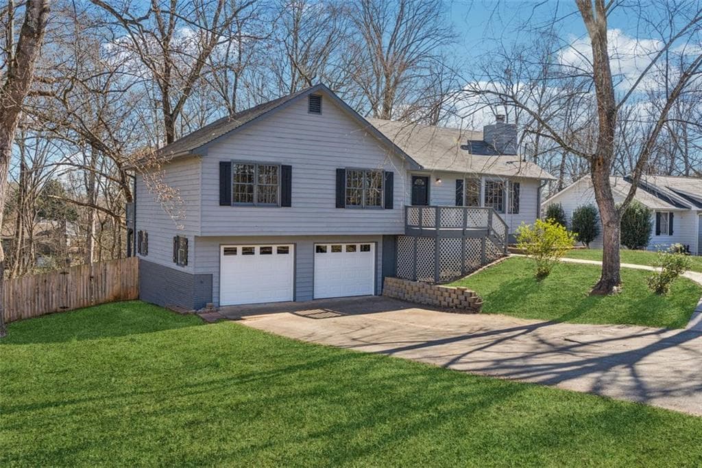 5 bedroom, 2 bathroom, 1,898 sq ft single family residence sold at 302 HILL CREST Circle, Woodstock, GA 30188