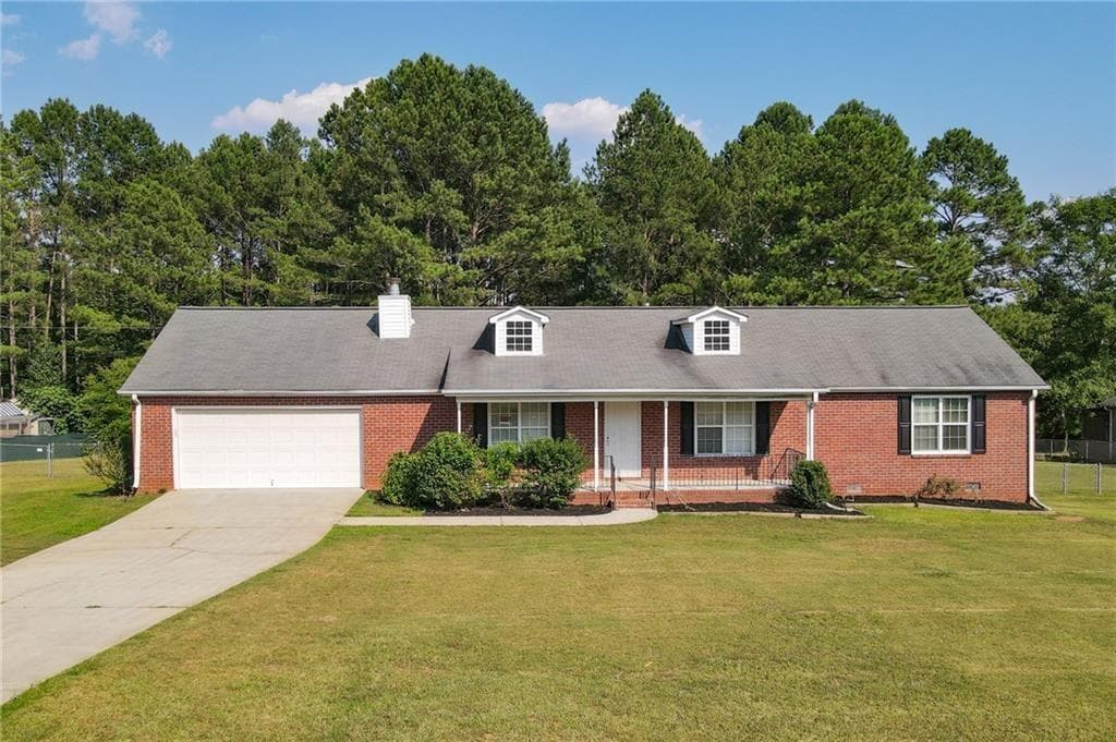3 bedroom, 2 bathroom single family residence sold at 1308 Crumbley Road, Mcdonough, GA 30252