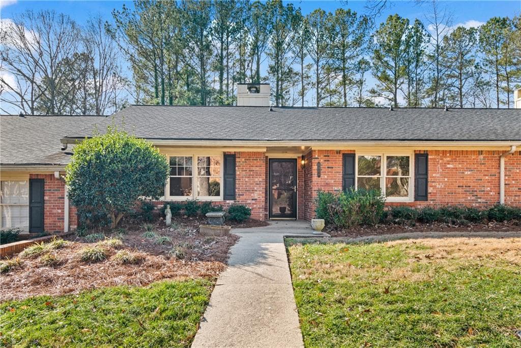 6408 W Deer Hollow Way, Peachtree Corners, GA 30092 — most recent listing photo