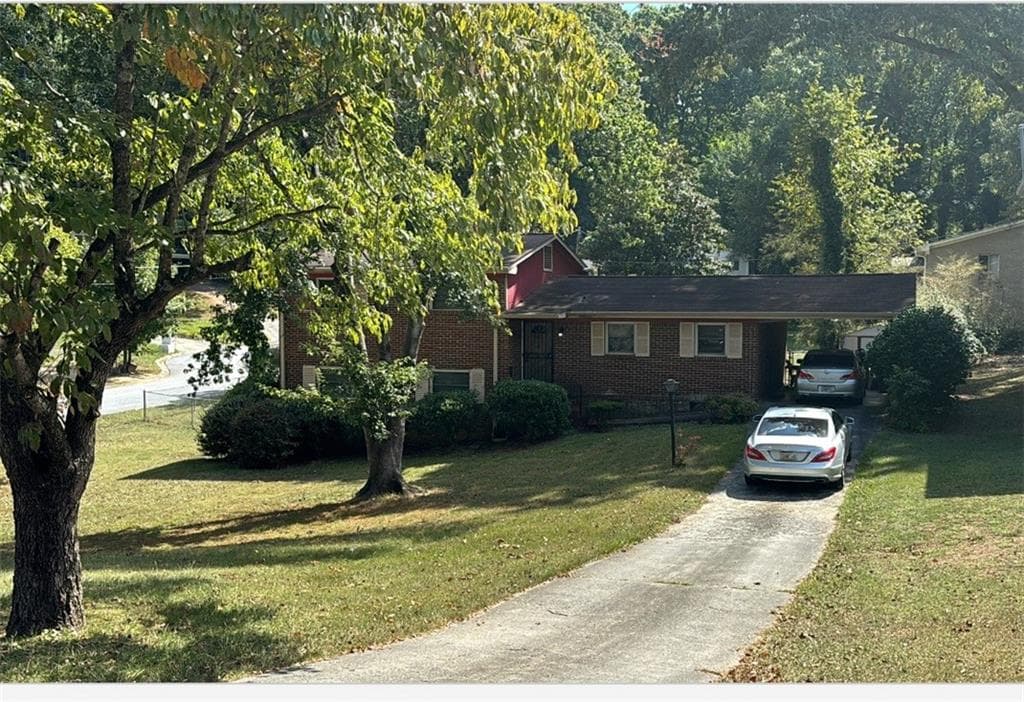 3 bedroom, 2 bathroom, 1,130 sq ft single family residence sold at 4384 Clement Drive, Atlanta, GA 30331
