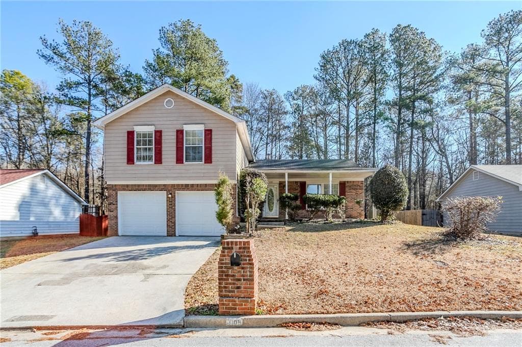 3 bedroom, 3 bathroom single family residence sold at 3100 Aberdeen Way, Lithonia, GA 30038