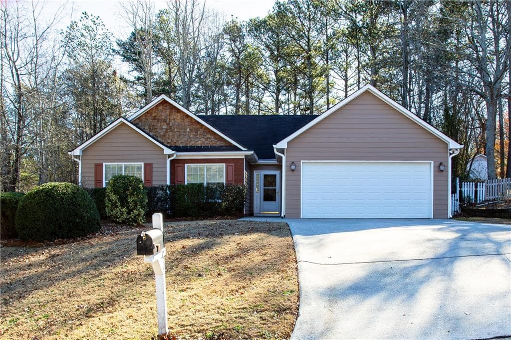 1700 Hampton Walk Drive, Hoschton, GA 30548 — most recent listing photo